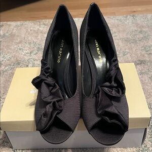 Ann Marino Elegant Gray/Grey Ruffle Heels